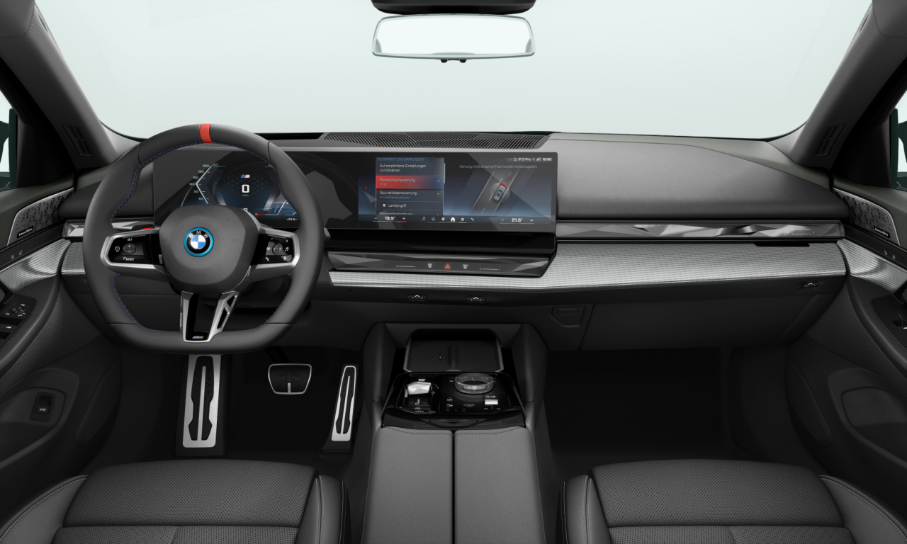 Interior of BMW i5 M60 xDrive (G61), VIN WBY32HH0X0CU48639