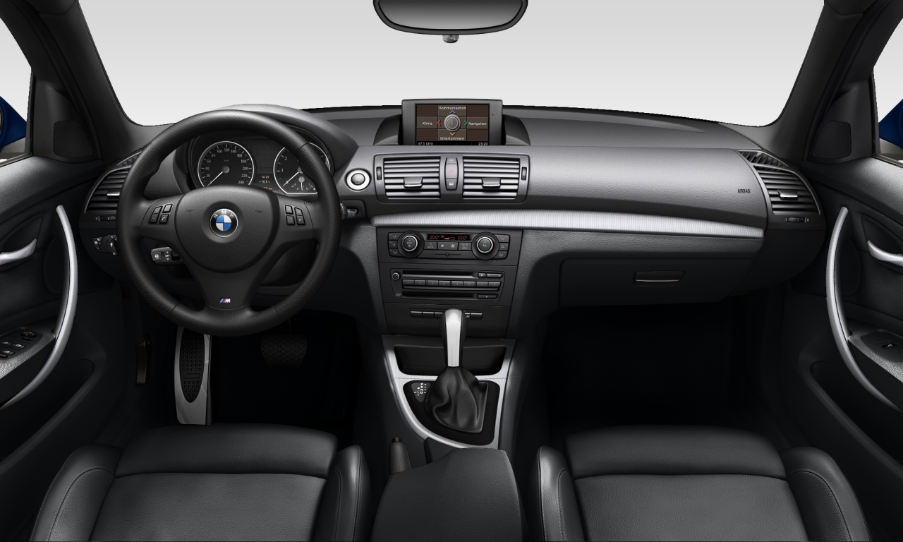 Interior of BMW 120i (E87 (MUE)), VIN WBAUD32070P221099