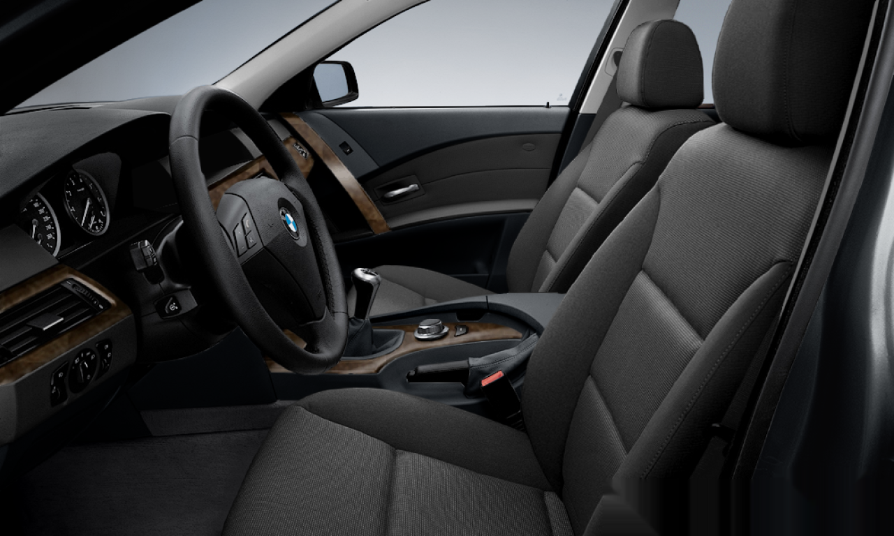 Interior of BMW 530d (E60), VIN WBANC710X0B824254