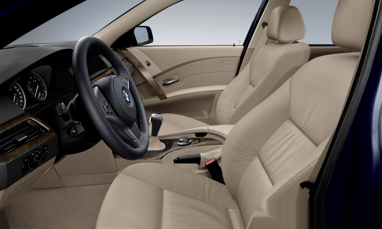 Interior of BMW 525d (E60), VIN WBANC51090B134998
