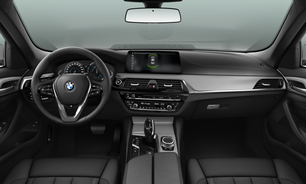 Interior of 2018 BMW 530e iPerformance (G30), VIN WBAJA910XKB305353