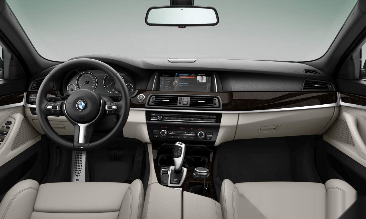 Interior of 2014 BMW 520d (F11 (MUE)), VIN WBA5J32060D695785