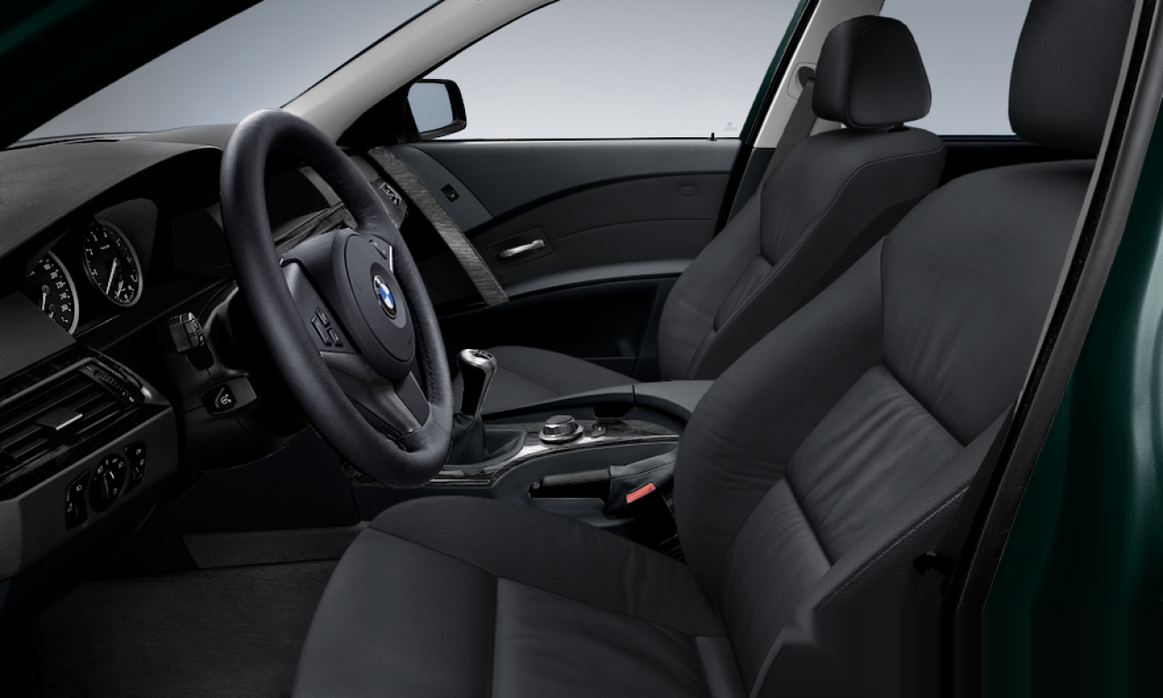 Interior of BMW 530d (E61), VIN WBANJ71020B459994