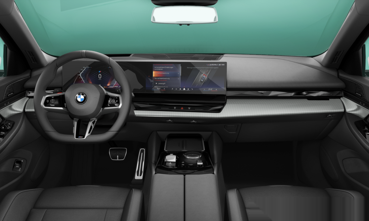 Interior of BMW 540d xDrive (G61), VIN WBA31GW060CW66818