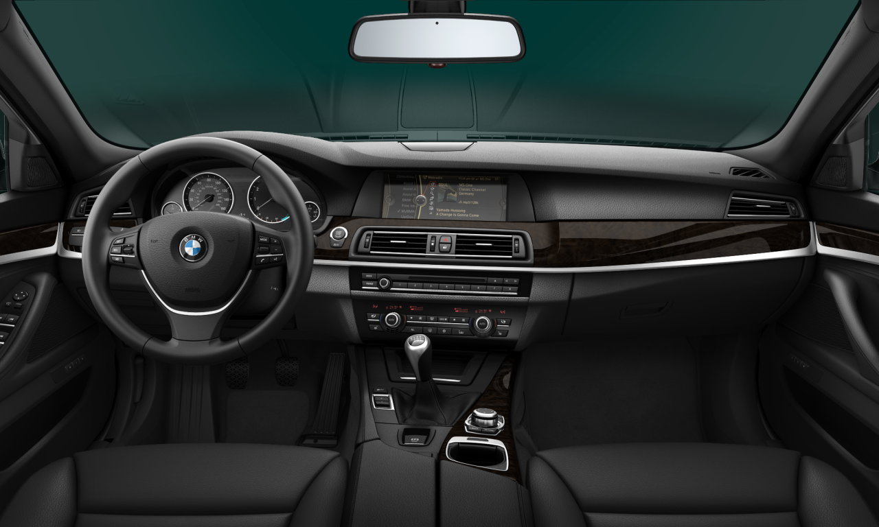 Interior of BMW 535i (F10), VIN WBAFR7C54CDU78576
