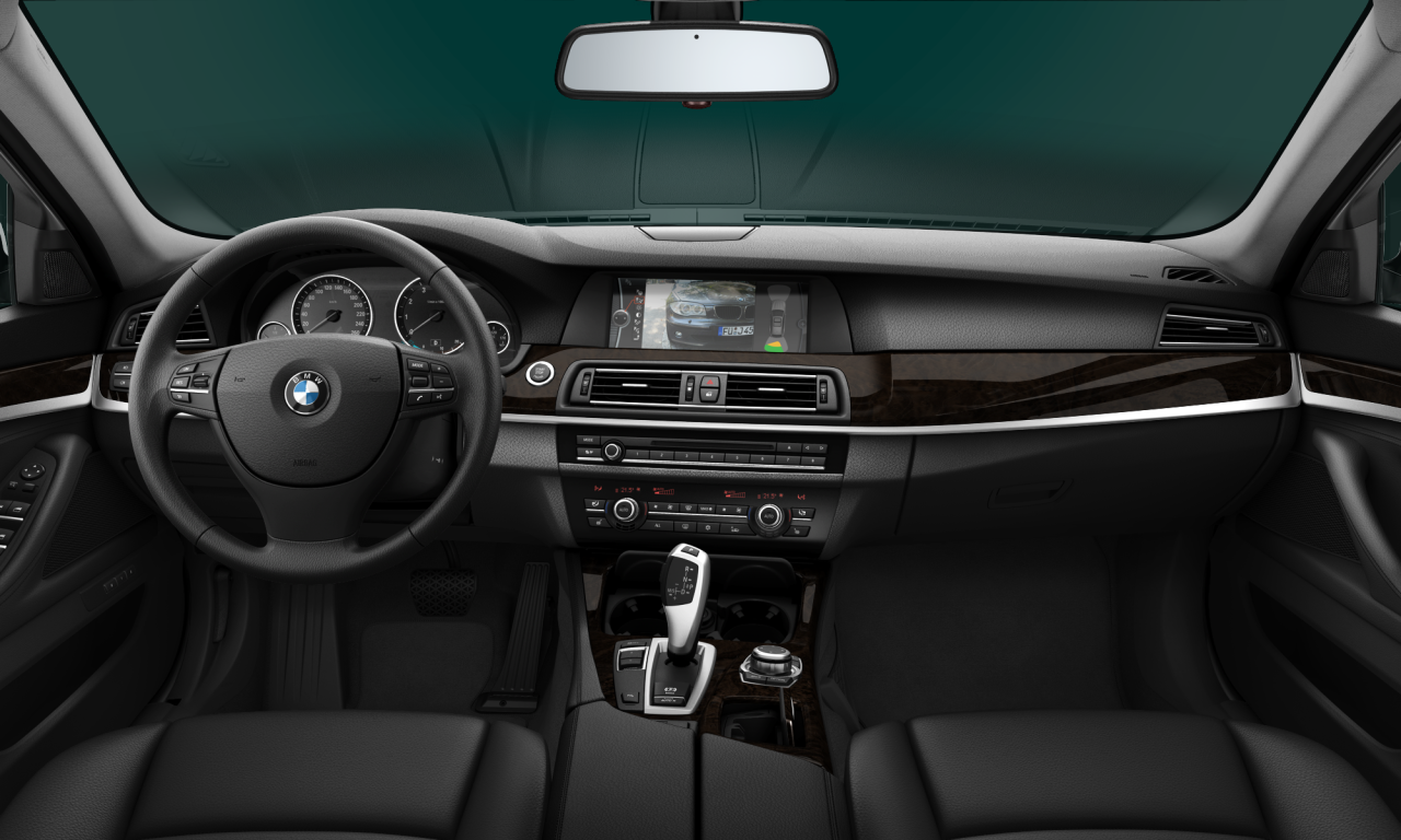 Interior of BMW 523i (F11), VIN WBAMT52000C897349