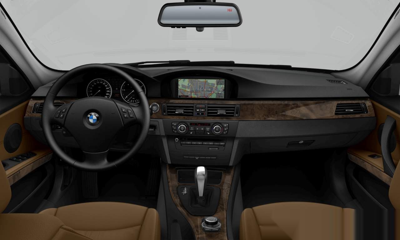 Interior of BMW 328i (E90 (MUE)), VIN WBAPH5C56BA446370