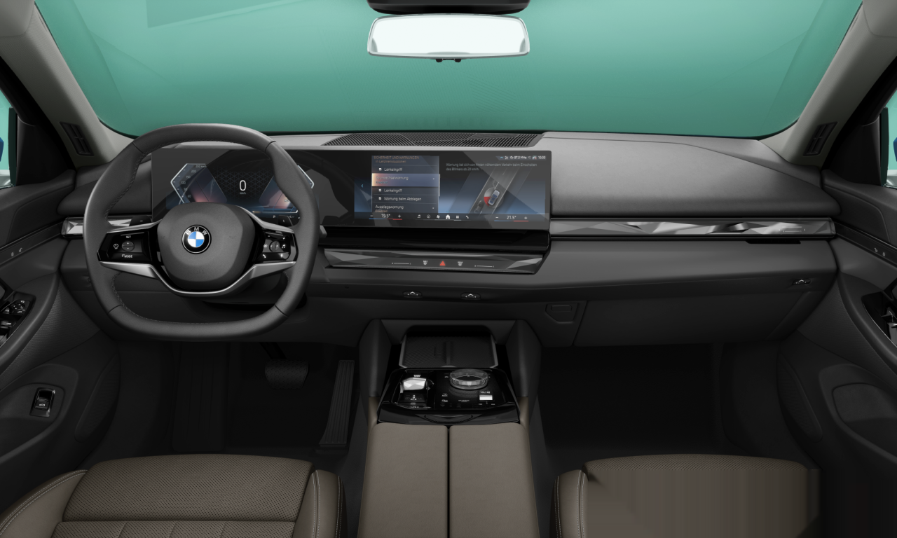 Interior of BMW 520i (G60), VIN WBA11FJ01TCV39388