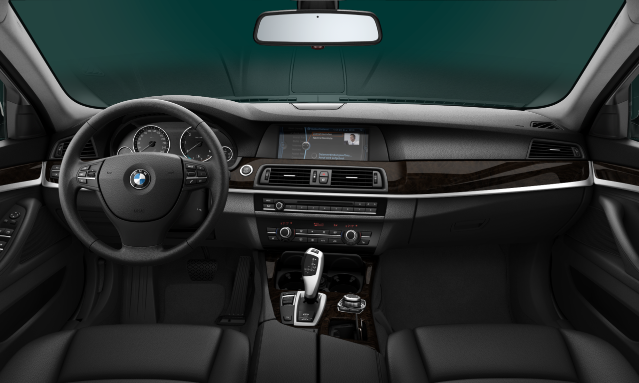 Interior of BMW 520d (F11), VIN WBAMX120X0DV95736