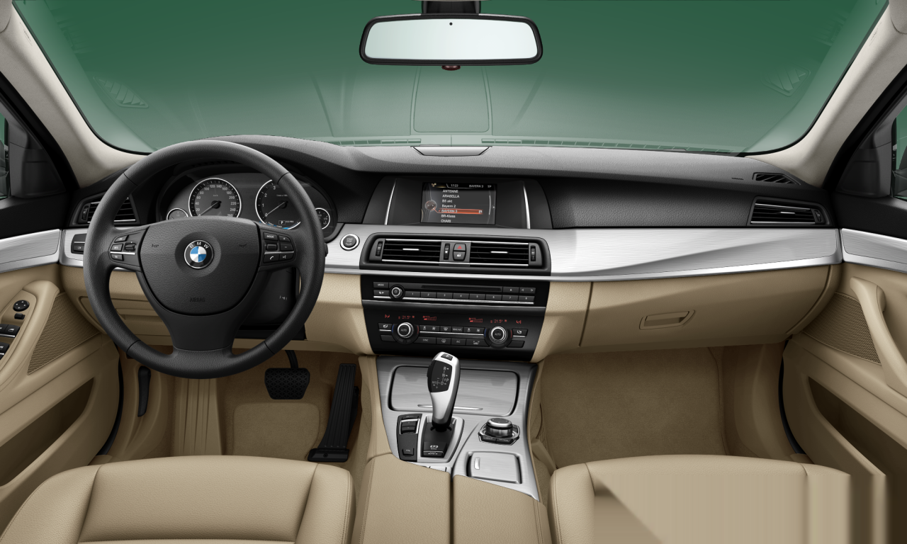 Interior of BMW 520i (F10 (MUE)), VIN WBA5A31050D747554