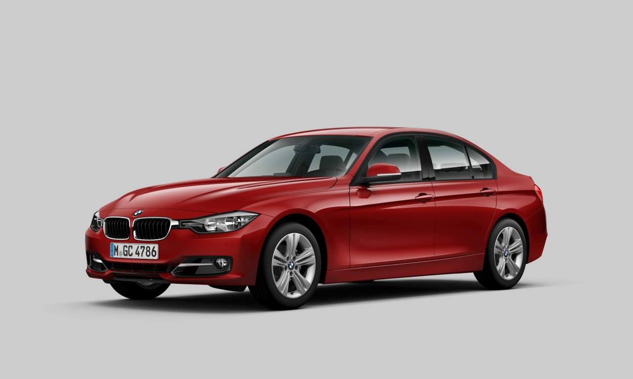Exterior of 2013 BMW 320i (F30), VIN WBA3B11010F473069