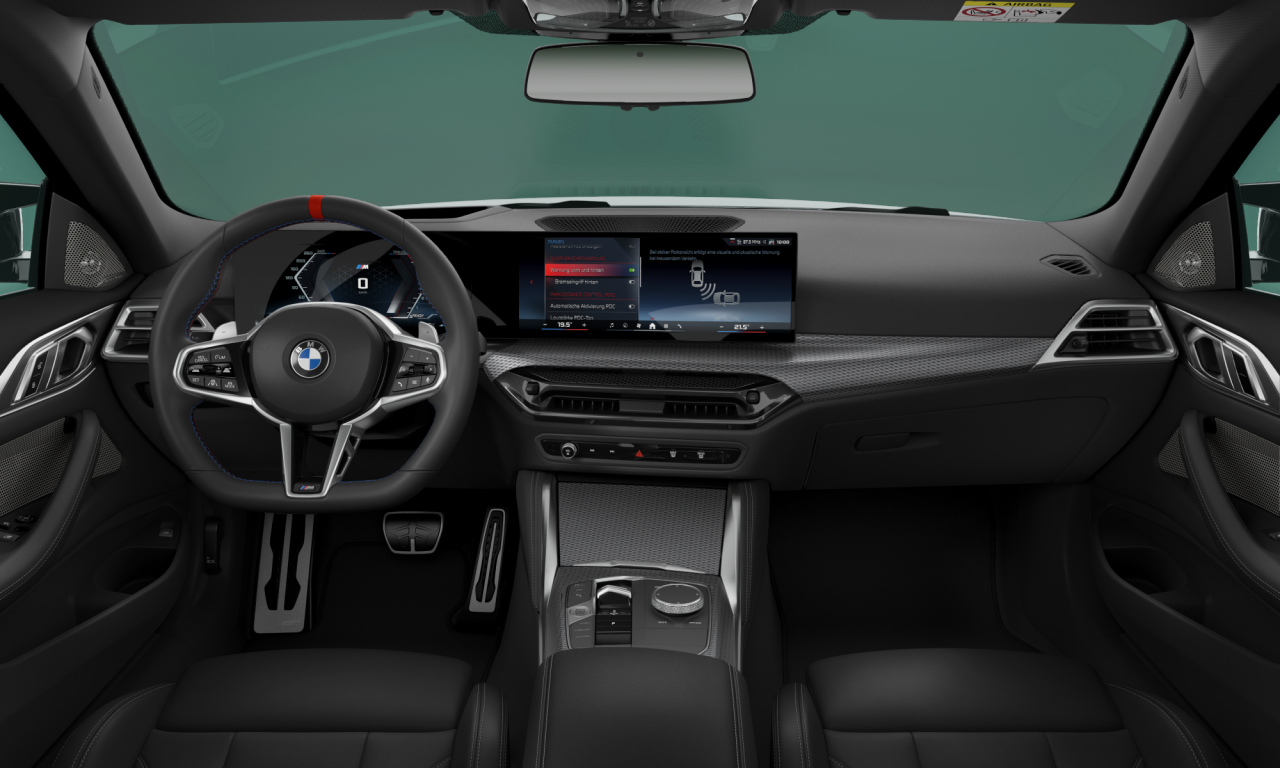 Interior of BMW M440i xDrive (G22 (MUE)), VIN WBA71HB040CV99407