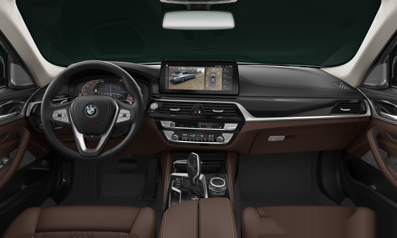 Interior of BMW 530i (G30 (MUE)), VIN WBA71BH07MCG85890