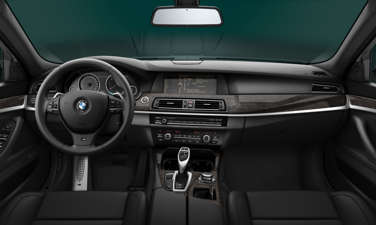 Interior of BMW 520d (F10), VIN WBAFW110X0DY39883