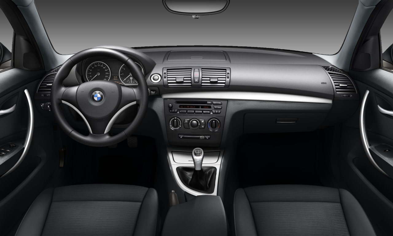 Interior of BMW 116i (E87 (MUE)), VIN WBAUE31020E176924