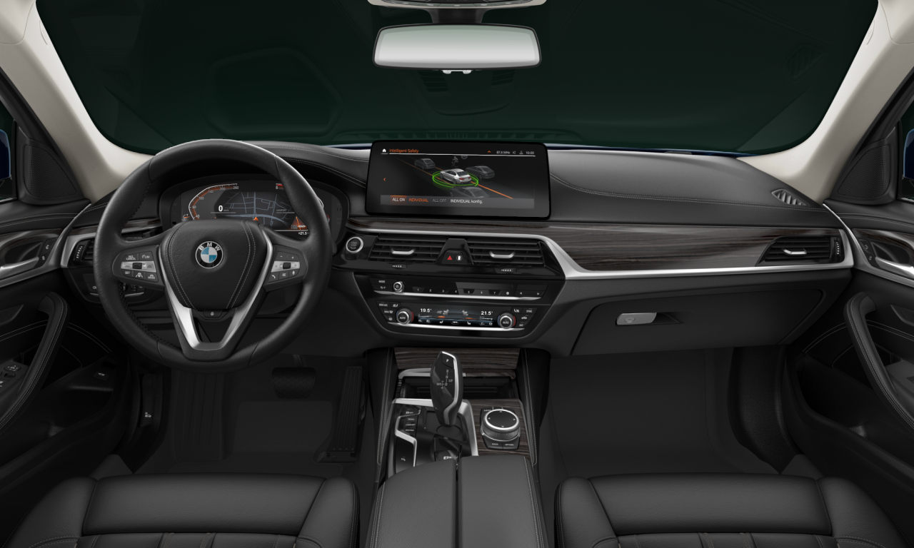 Interior of 2022 BMW 530d xDrive (G30 (MUE)), VIN WBA31AH000CM50392