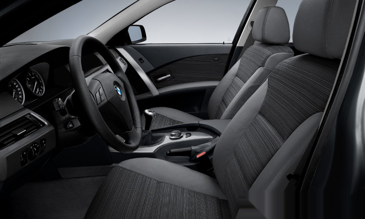 Interior of BMW 525d (E61), VIN WBANJ51010B409446