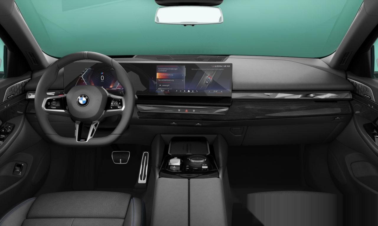 Interior of BMW 540d xDrive (G61), VIN WBA31GW050CV59713