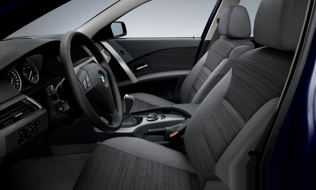Interior of 2005 BMW 523i (E60), VIN WBANE31060B946404