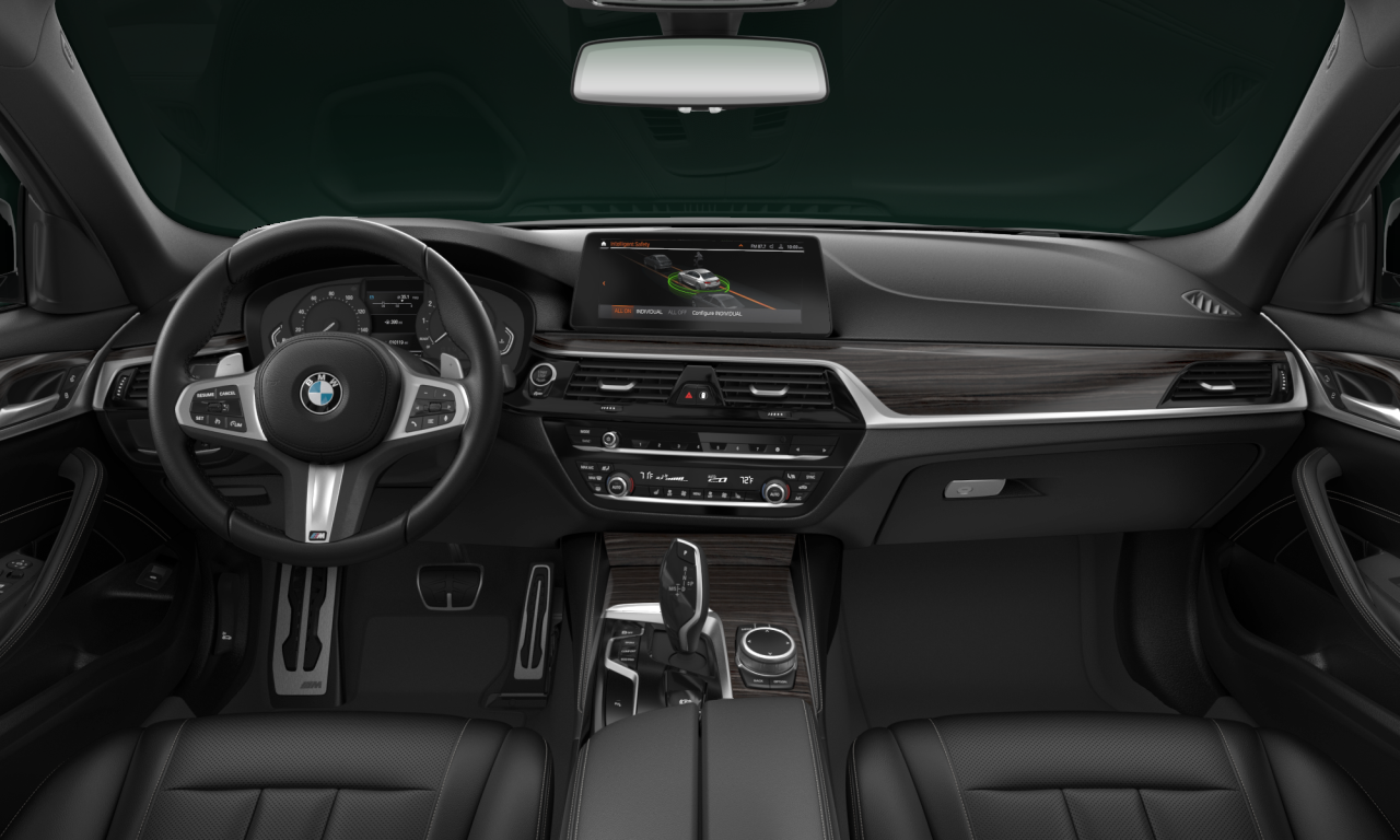 Interior of BMW 540i (G30 (MUE)), VIN WBA53BJ01PCN28028