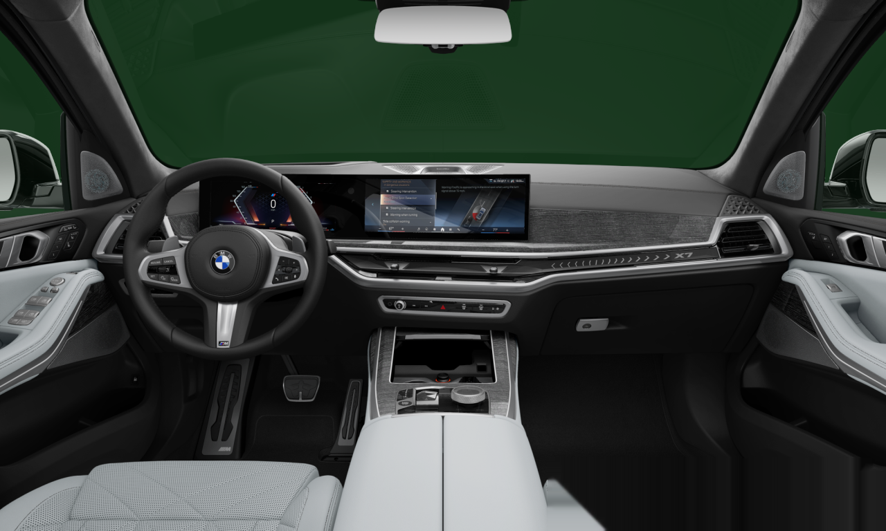 Interior of BMW X7 xDrive40i (G07 (MUE)), VIN 5UX23EM04R9V40126