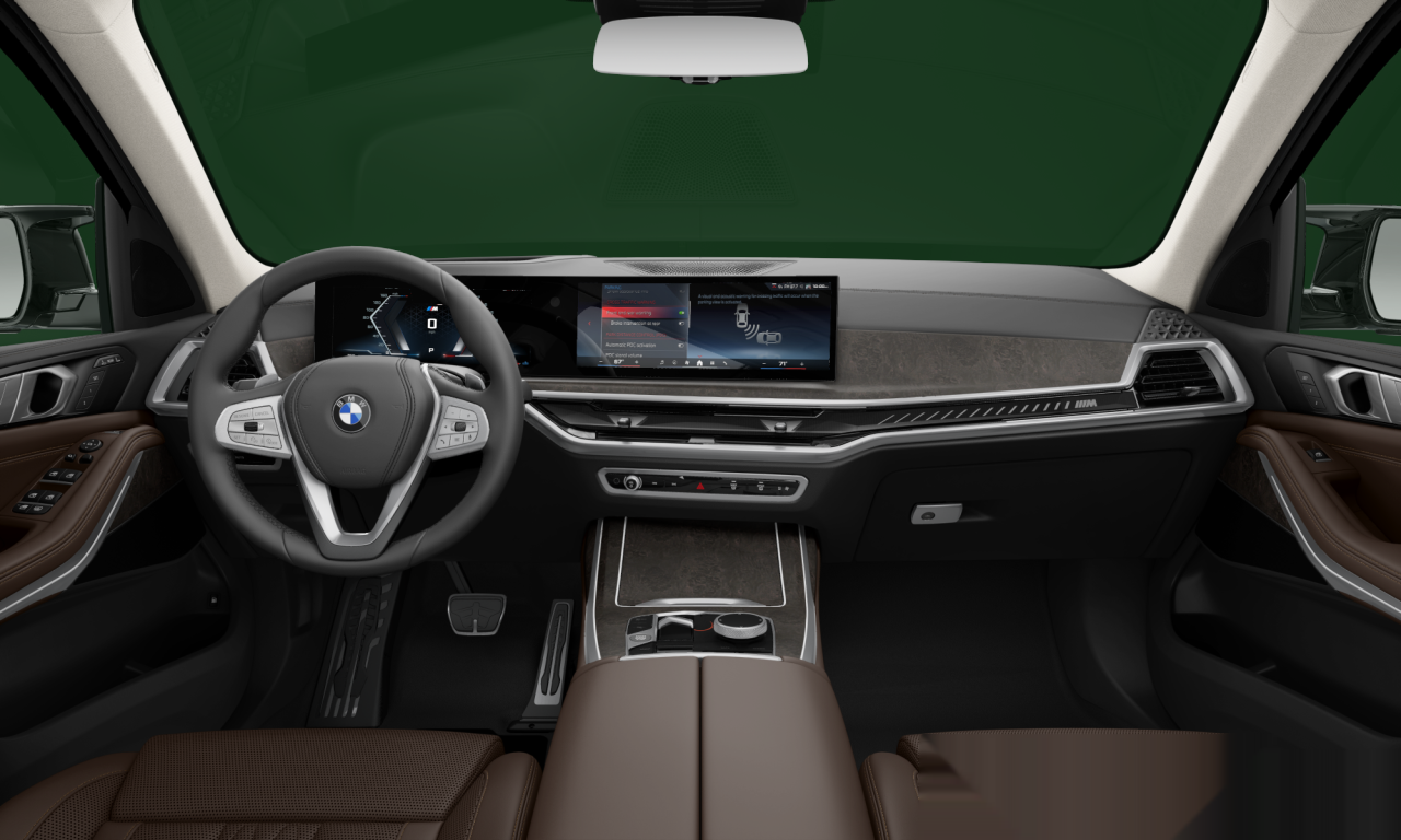 Interior of BMW X7 M60i xDrive (G07 (MUE)), VIN 5UX33EM09S9X48433