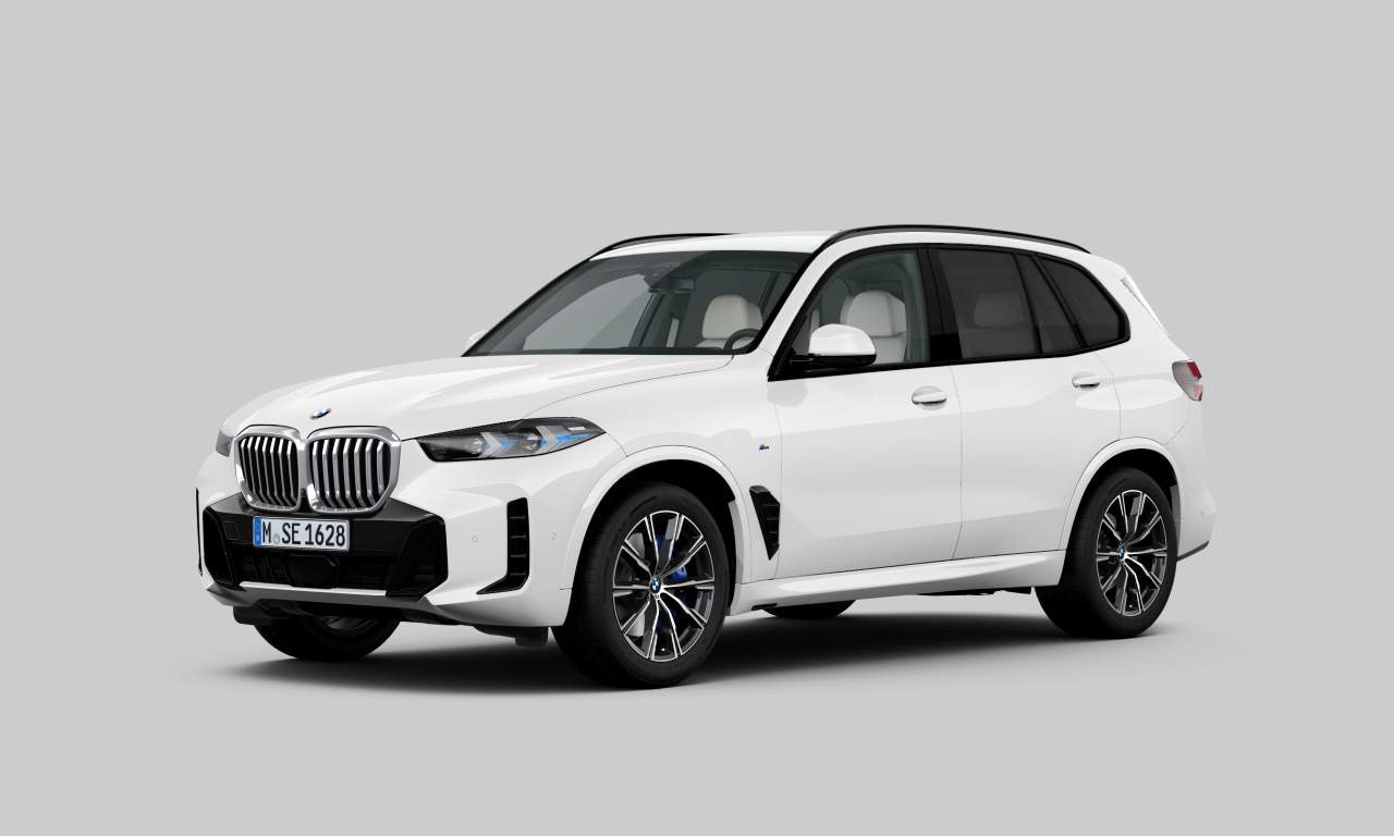 Exterior of 2024 BMW X5 xDrive30d (Sports Activity Vehicle (5 Doors)), VIN WBA11EV0109X27793