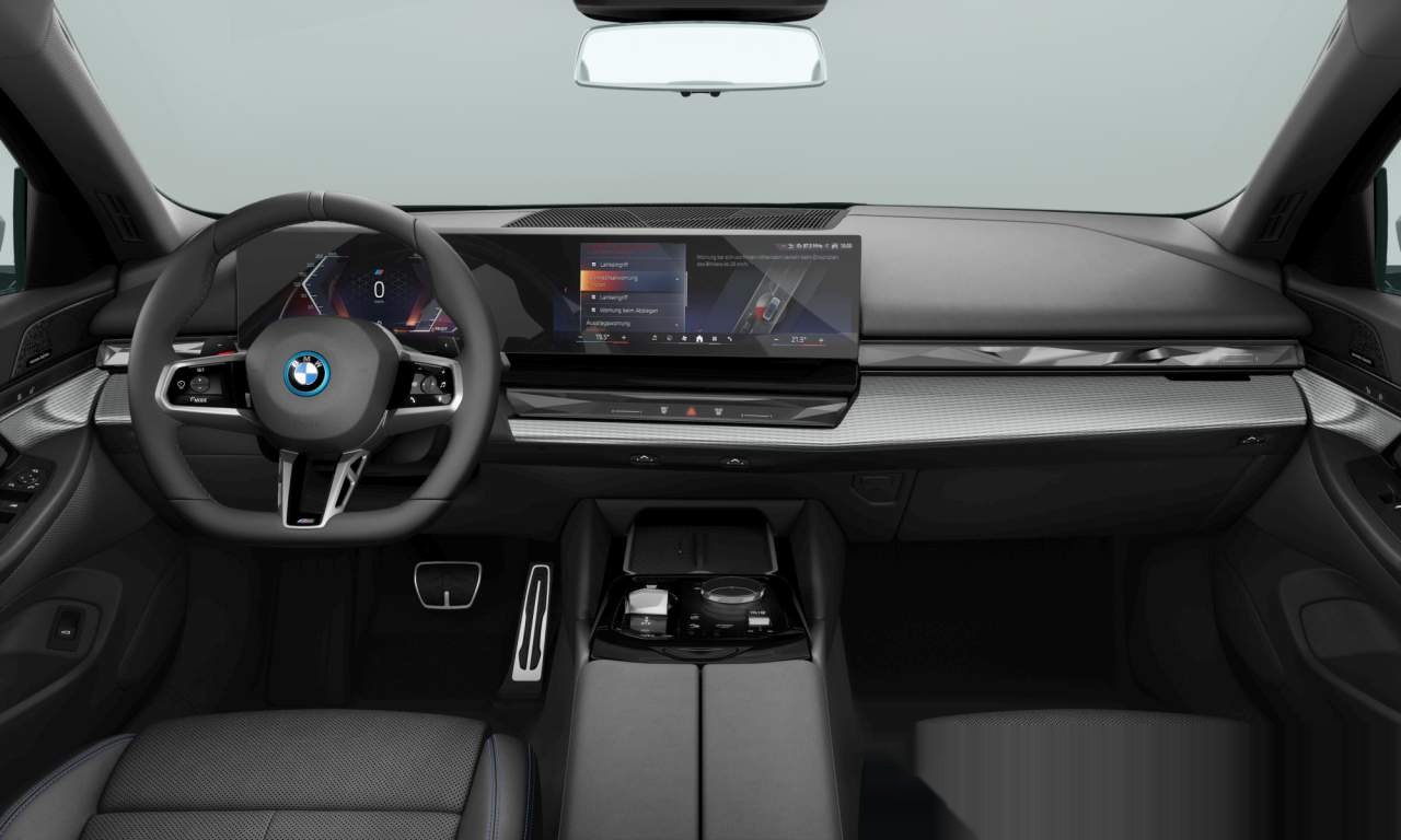 Interior of BMW 550e xDrive (Sedan (4 Doors)), VIN WBA11FK030CU07646