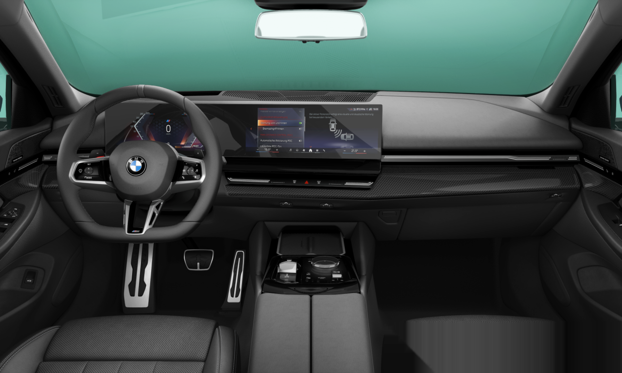 Interior of BMW 520d (G60), VIN WBA11FL060CS80101