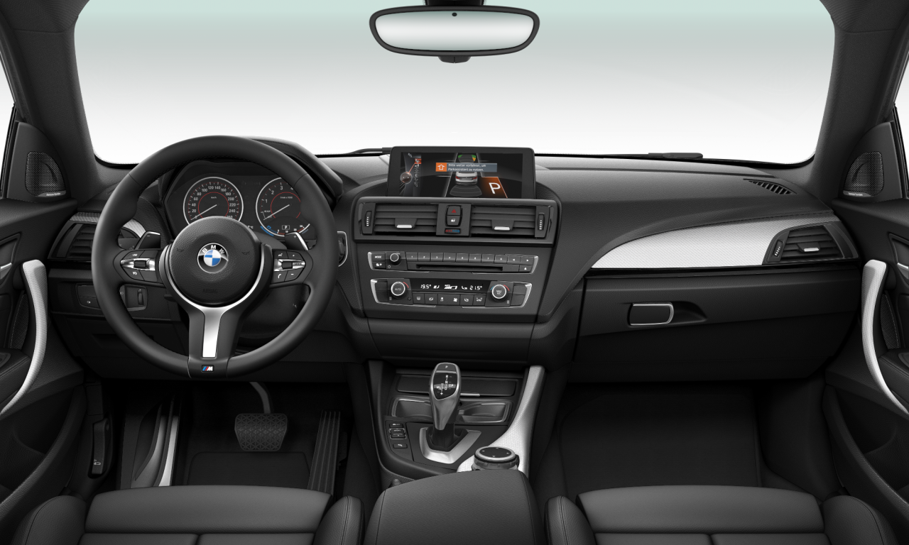 Interior of BMW M235i (F22), VIN WBA1J72010V228497