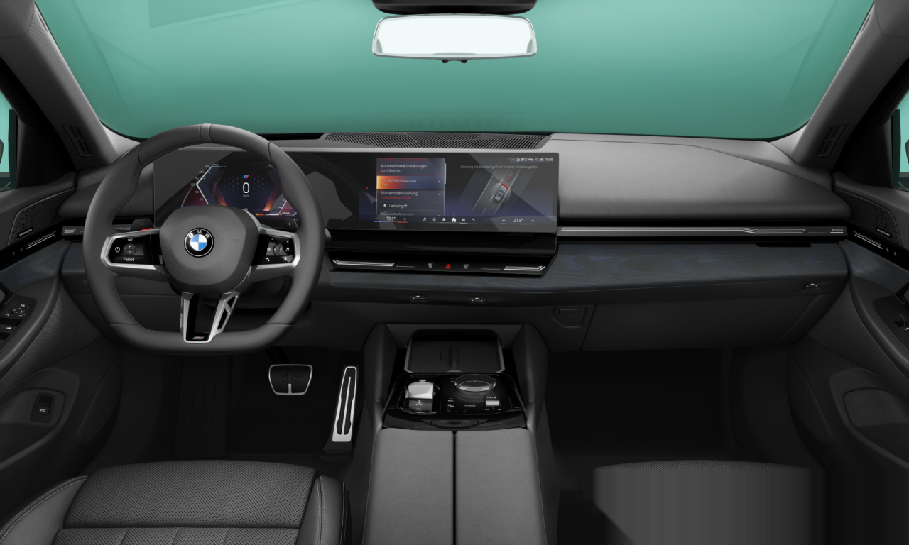 Interior of BMW 520d xDrive (G61), VIN WBA21GW080CU24396