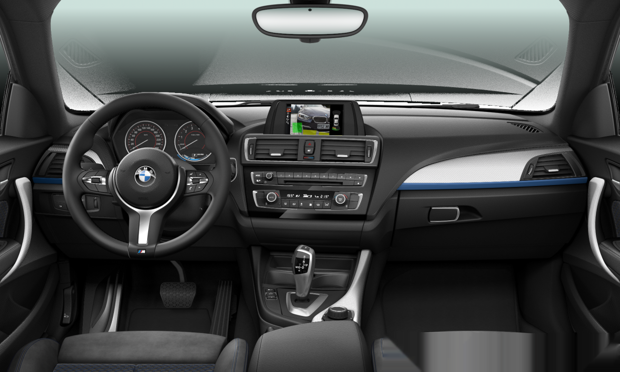 Interior of BMW 218i (F22), VIN WBA2F1108GV597033