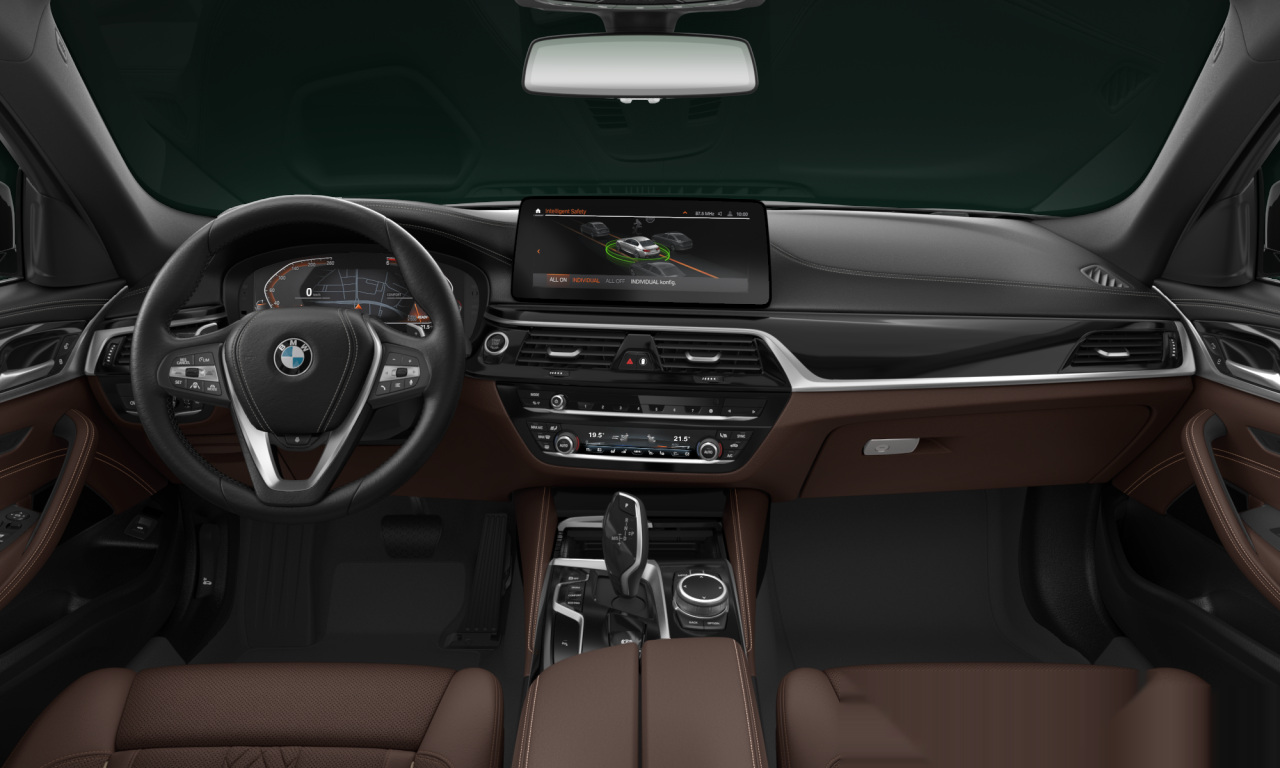 Interior of BMW 530d xDrive (G30 (MUE)), VIN WBA31AH040CK76844