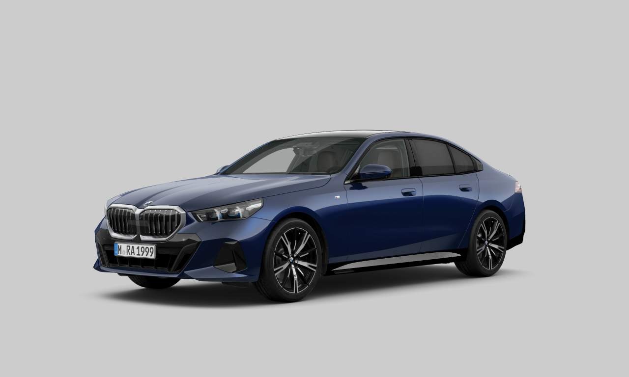 Exterior of BMW 520i (Sedan (4 Doors)), VIN WBA31FJ07SCT32916