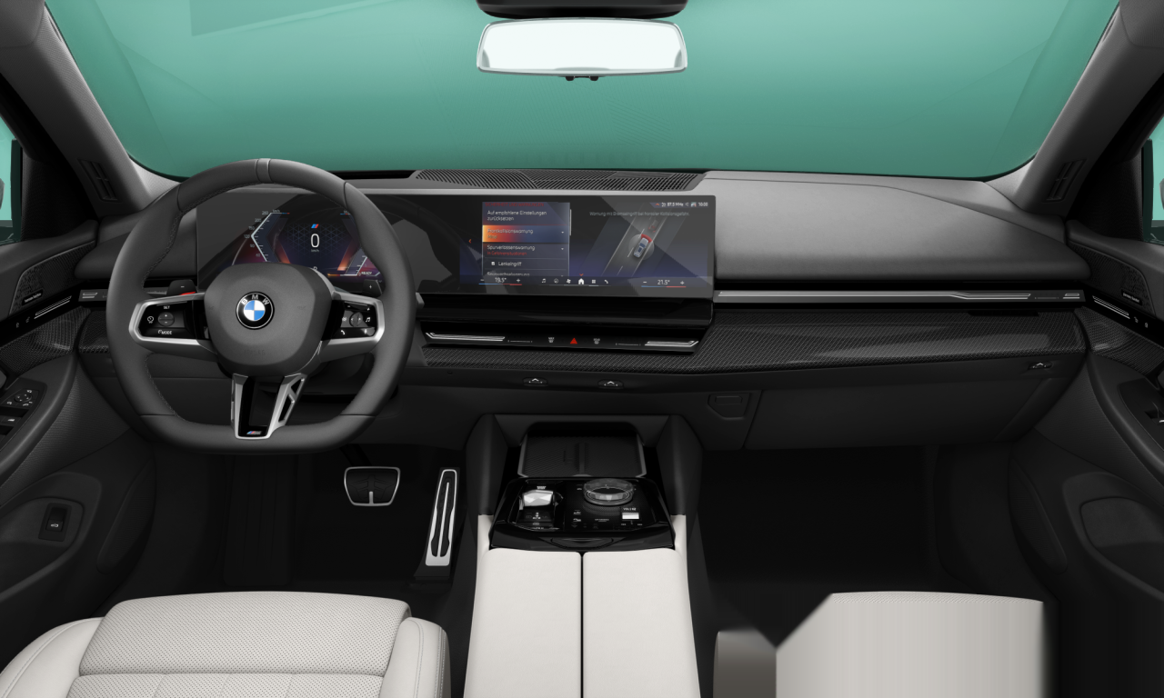 Interior of BMW 540d xDrive (G61), VIN WBA31GW010CU45160