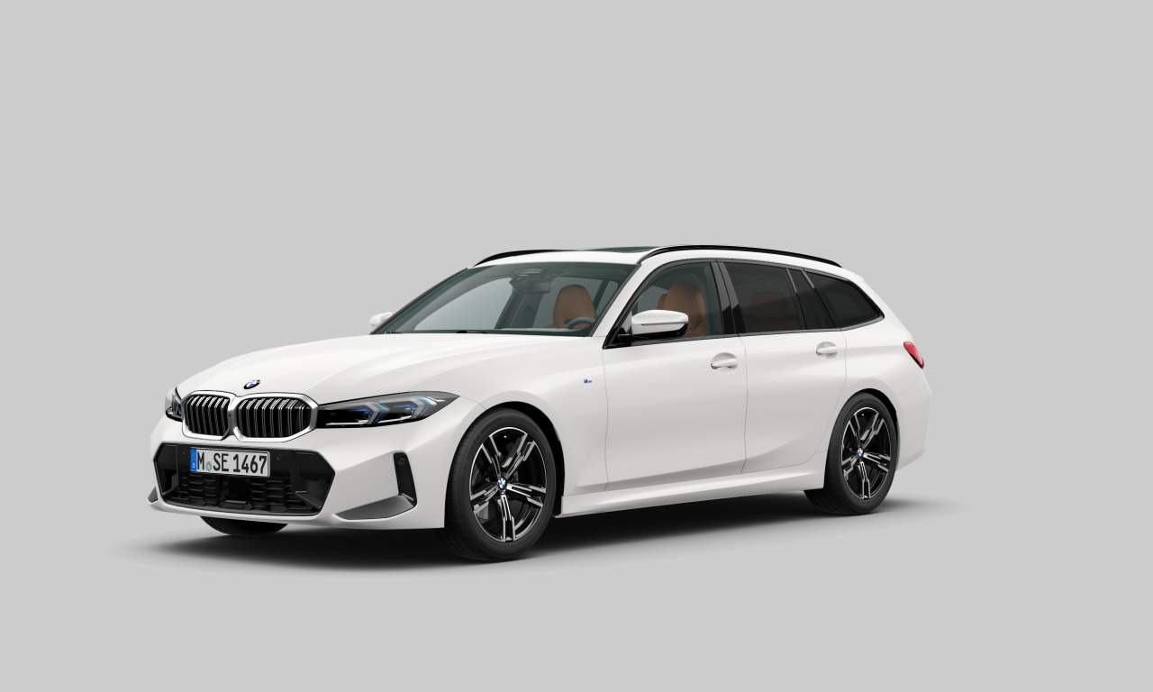 Exterior of BMW 320d xDrive (Touring (5 Doors)), VIN WBA32FZ060FR74962
