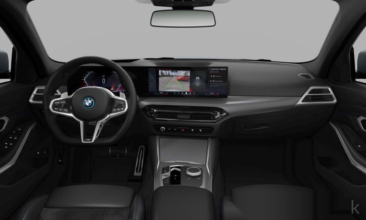 Interior of BMW 330e xDrive (Sedan (4 Doors)), VIN WBA38FS0708E83820