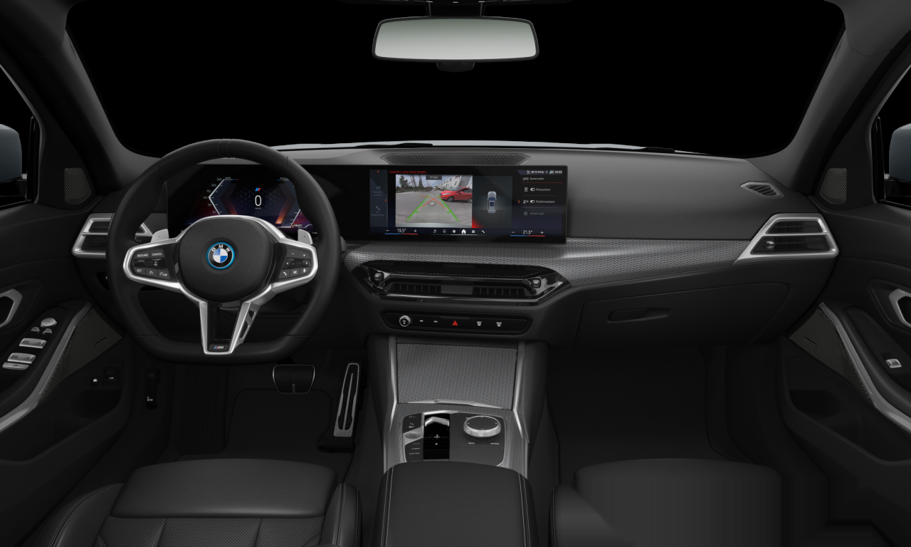 Interior of BMW 330e (G21 (MUE)), VIN WBA41GL070FX33773