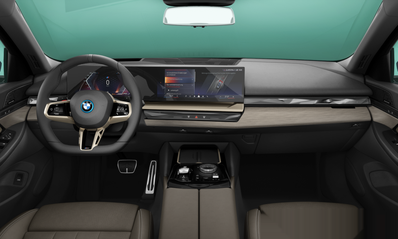 Interior of BMW 550e xDrive (G61), VIN WBA41GV090CT89474