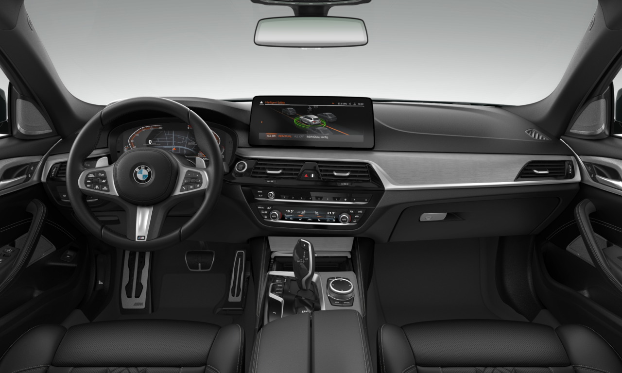 Interior of BMW 540d xDrive (G31 (MUE)), VIN WBA51AJ040CN20284