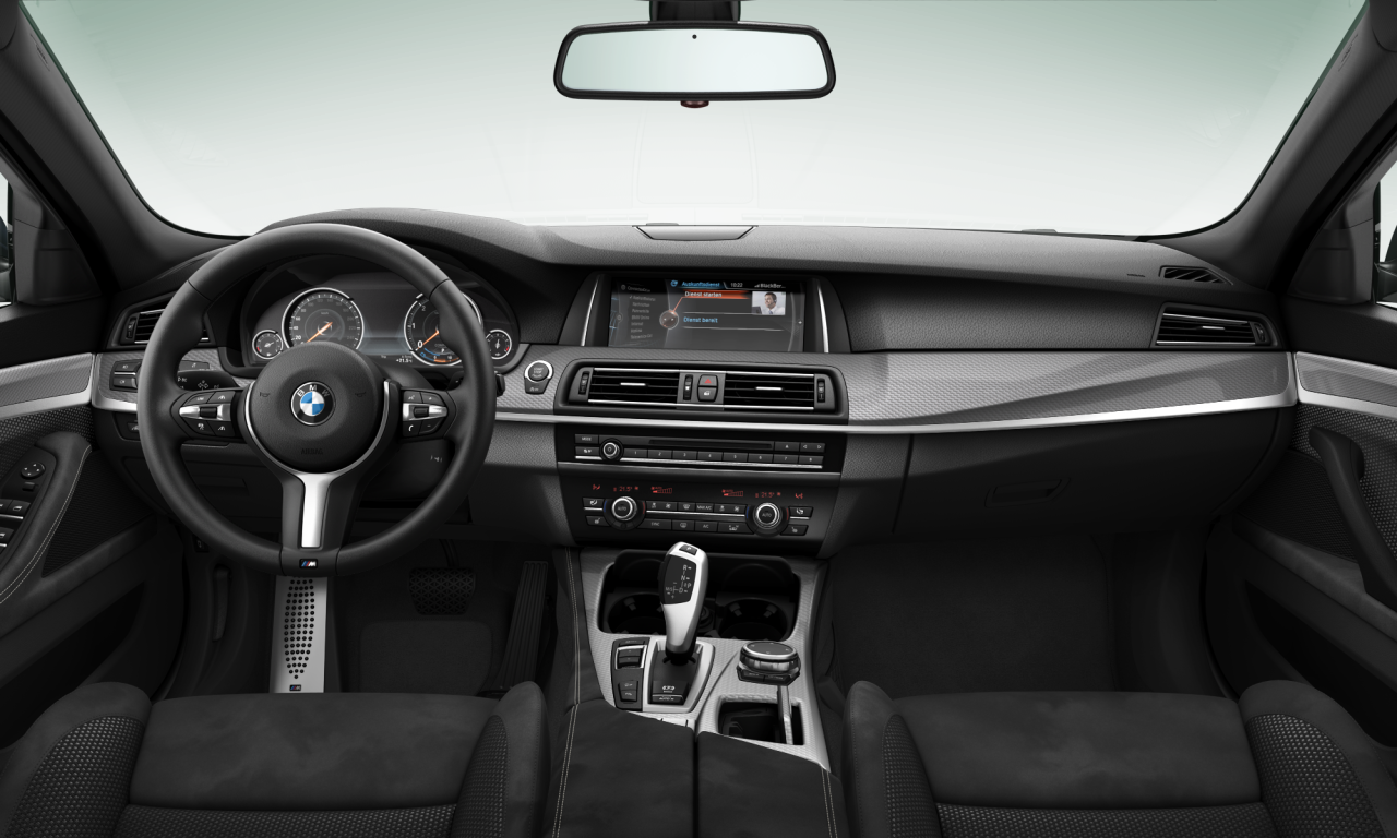 Interior of BMW 520d xDrive (F10 (MUE)), VIN WBA5E71010G152808