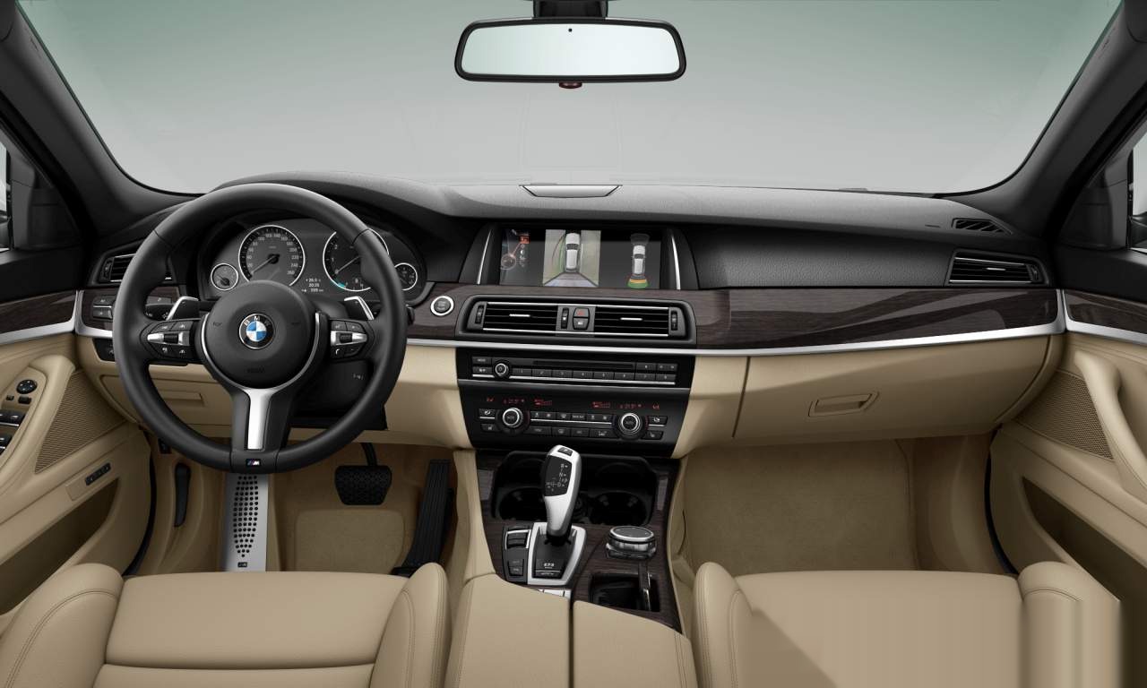 Interior of 2014 BMW 520i (Touring (5 Doors)), VIN WBA5G12090D387853