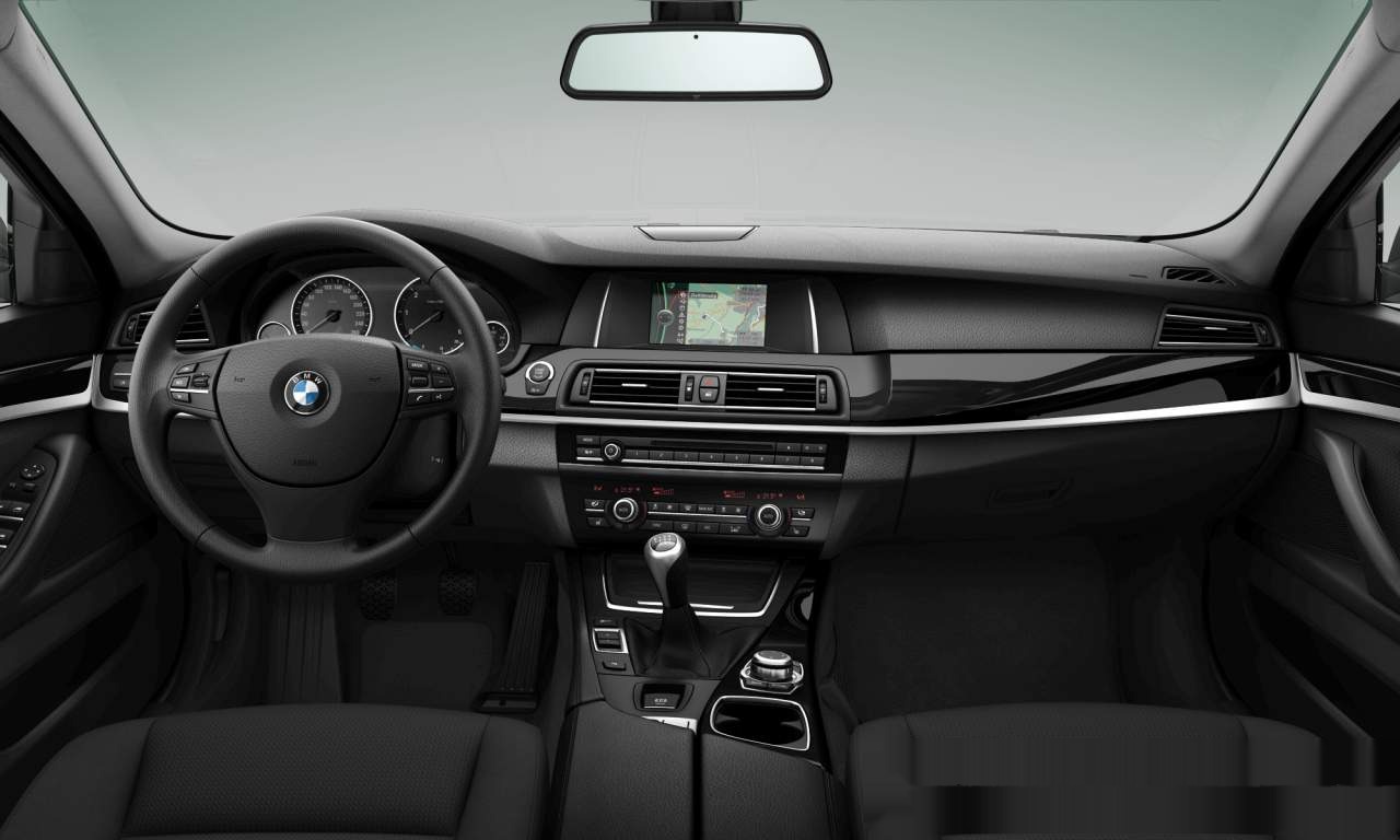 Interior of BMW 520d (Touring (5 Doors)), VIN WBA5J31060D072250