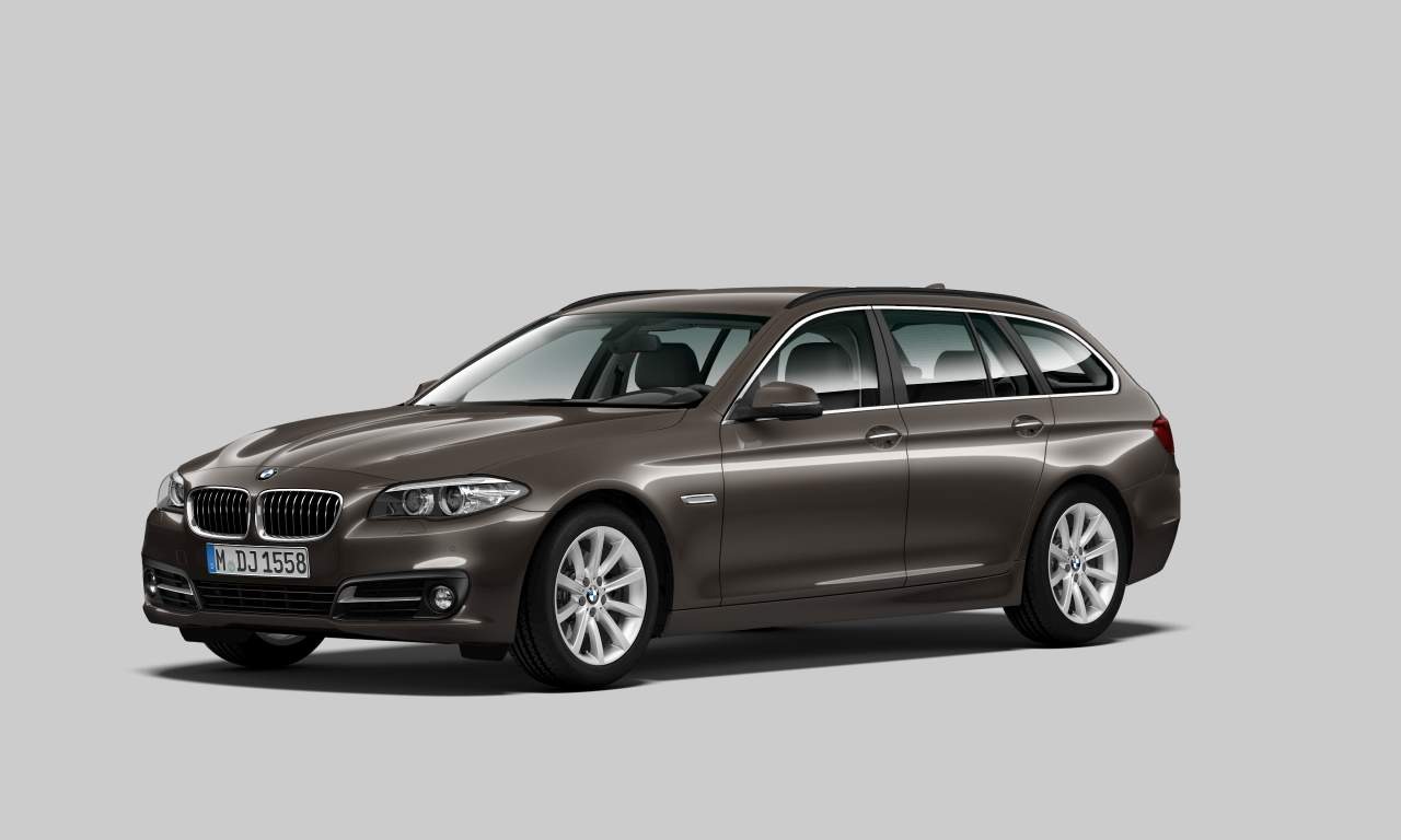 Exterior of 2014 BMW 520d xDrive (Touring (5 Doors)), VIN WBA5J51010D582968