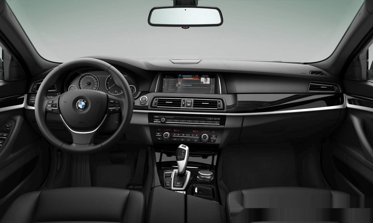 Interior of BMW 530d xDrive (Touring (5 Doors)), VIN WBA5K31060D485380