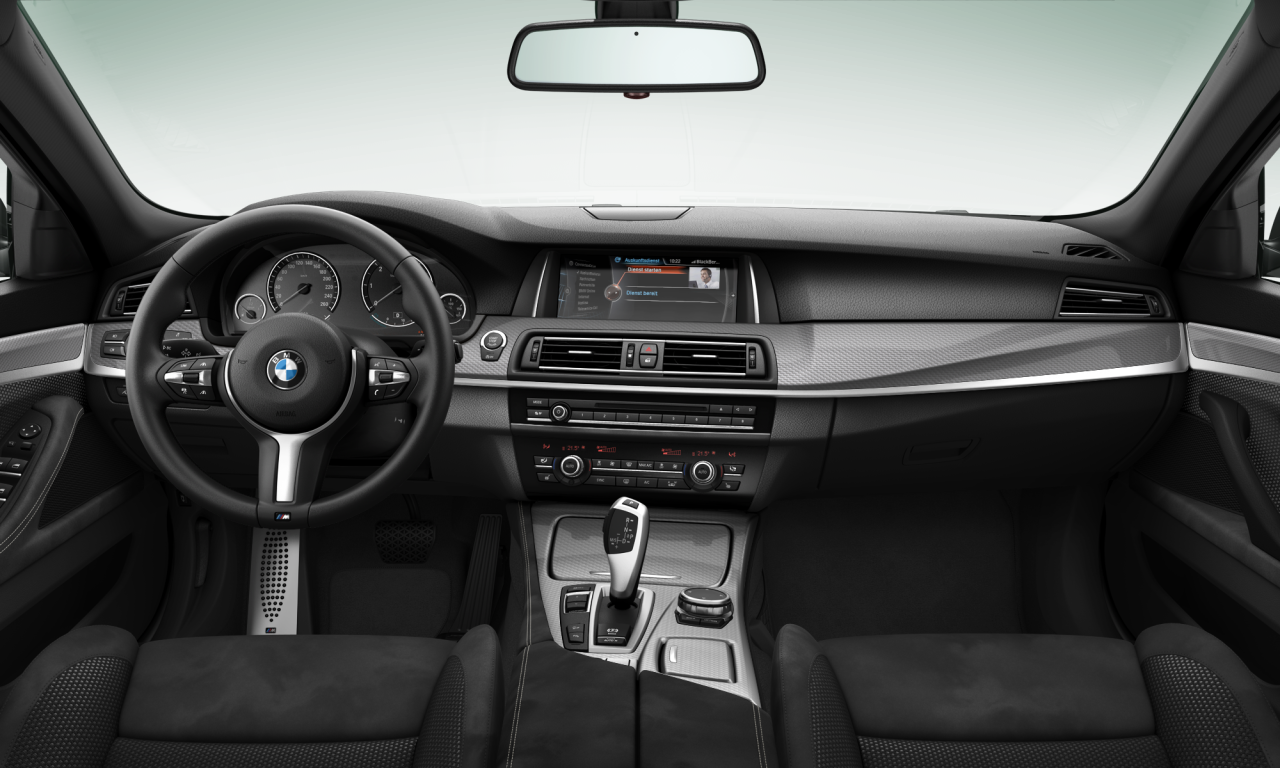 Interior of 2016 BMW 530d xDrive (F11 (MUE)), VIN WBA5K310X0G796714