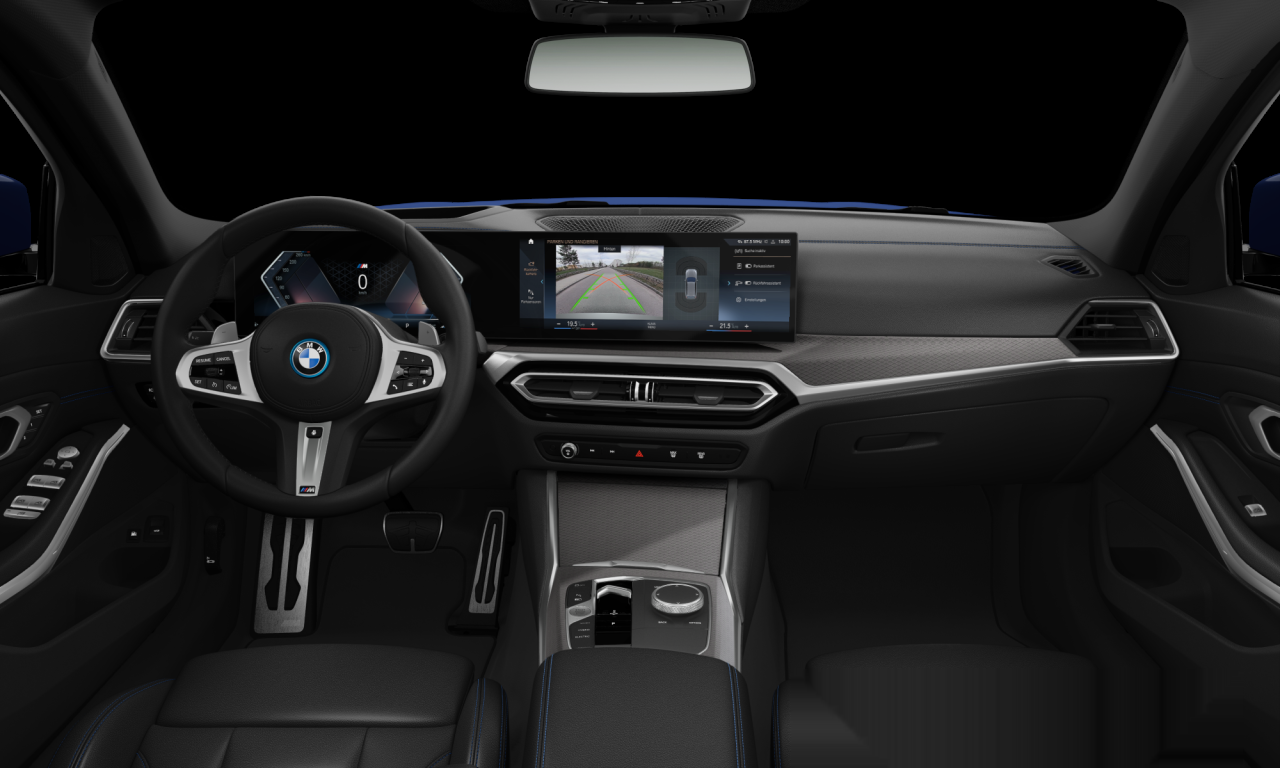 Interior of BMW 330e xDrive (G21 (MUE)), VIN WBA71CY090FR05218