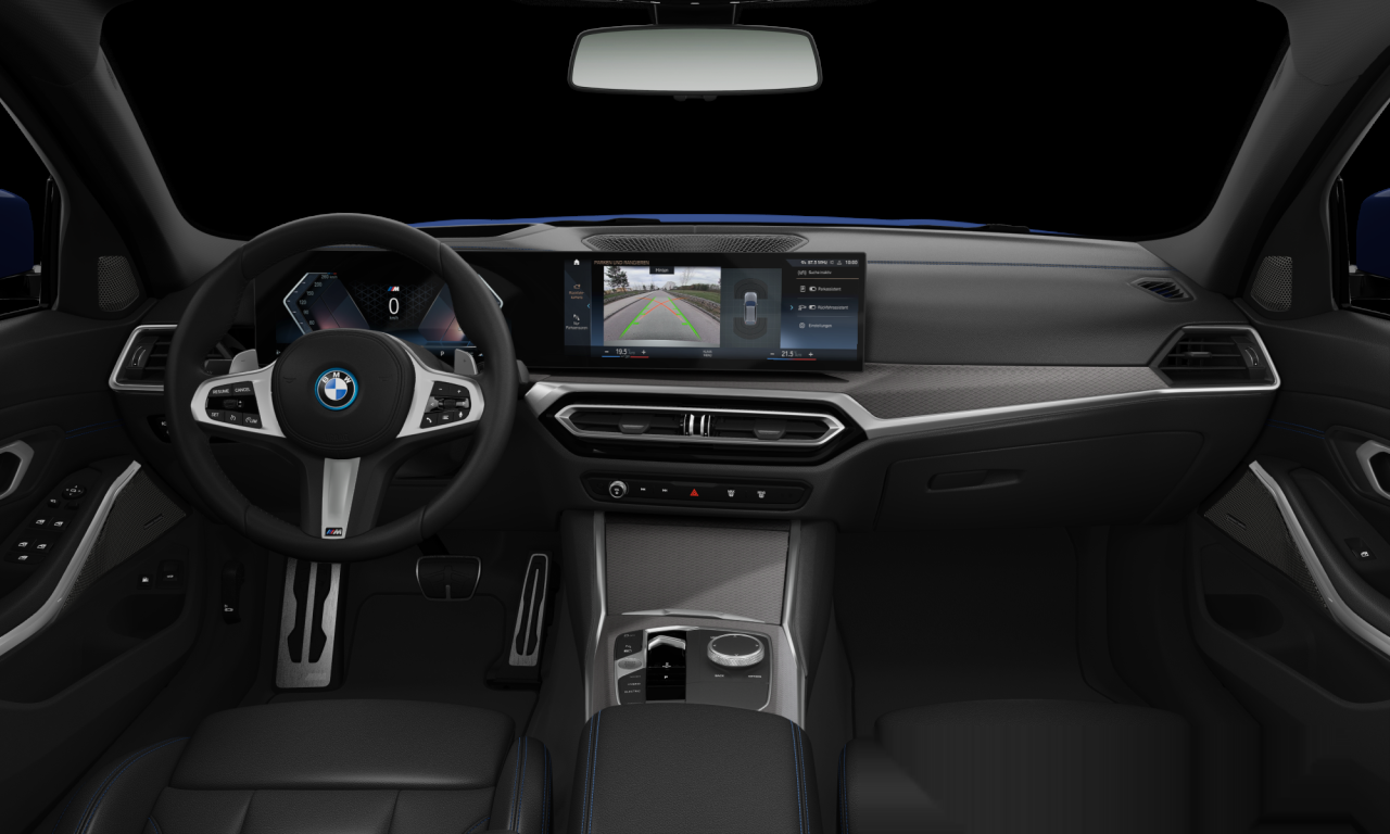Interior of BMW 330e xDrive (G21 (MUE)), VIN WBA72CY0X0FP75494