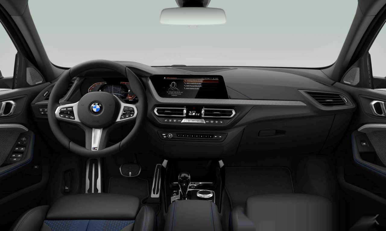 Interior of BMW 118i (Sports Hatch (5 Doors)), VIN WBA7K320407N82177