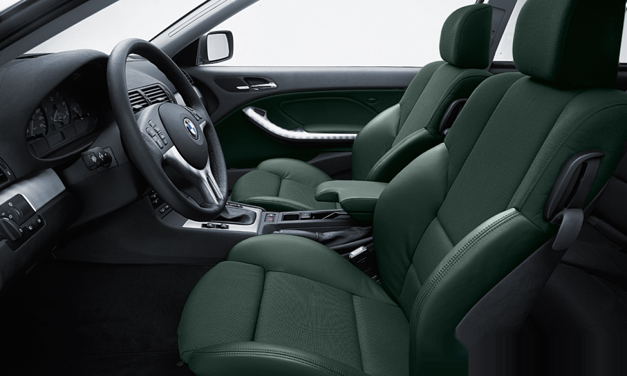 Interior of BMW 323I (E46 (4)), VIN WBAAM31070JD60644